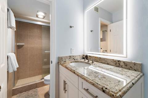 336 Golfview Road #619, North Palm Beach FL - photo 17 of 58