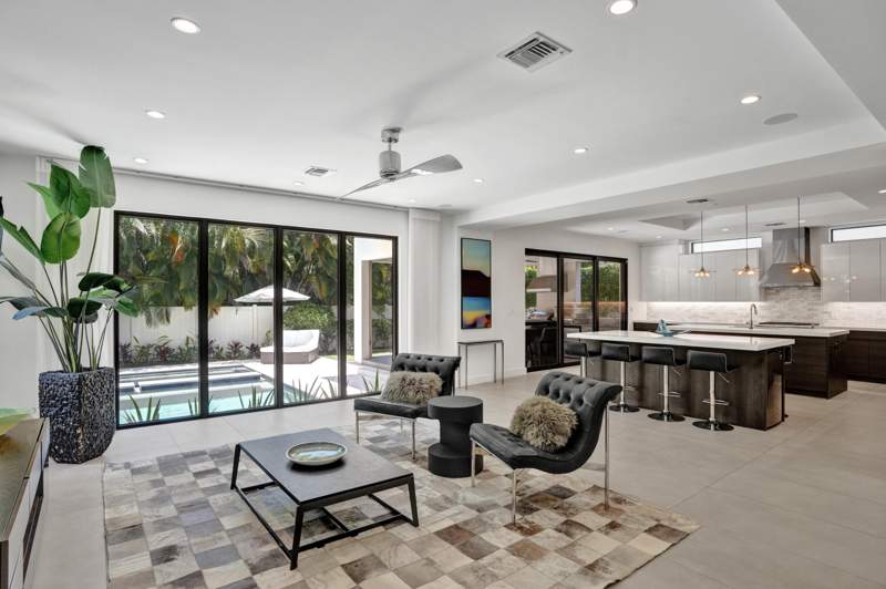 5 bedroom Single Family Residence at 918 SE 8th Street, Rio Vista C J Hectors Resub, Fort Lauderdale — photo 2