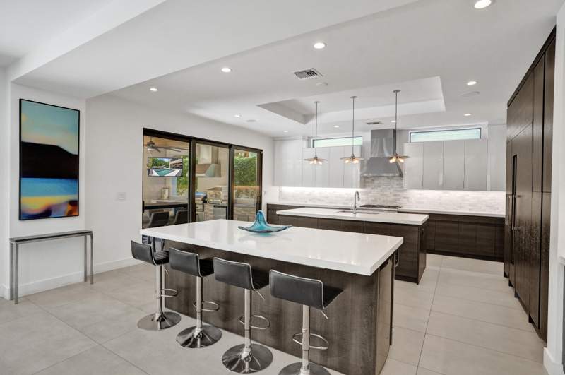 5 bedroom Single Family Residence at 918 SE 8th Street, Rio Vista C J Hectors Resub, Fort Lauderdale — photo 3