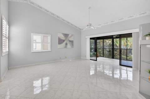 7844 Lexington Club Boulevard #C, Delray Beach FL - photo 8 of 31