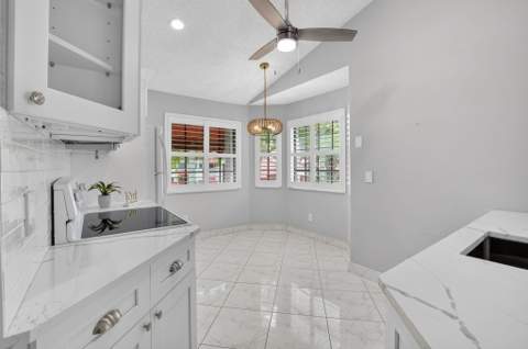 7844 Lexington Club Boulevard #C, Delray Beach FL - photo 9 of 31