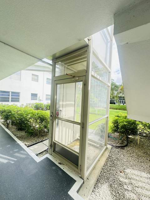 86 Markham E, Deerfield Beach FL - photo 20 of 54