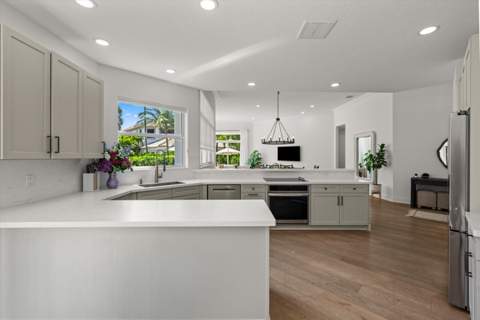 12171 Glen Bay Drive, Wellington FL - photo 16 of 38