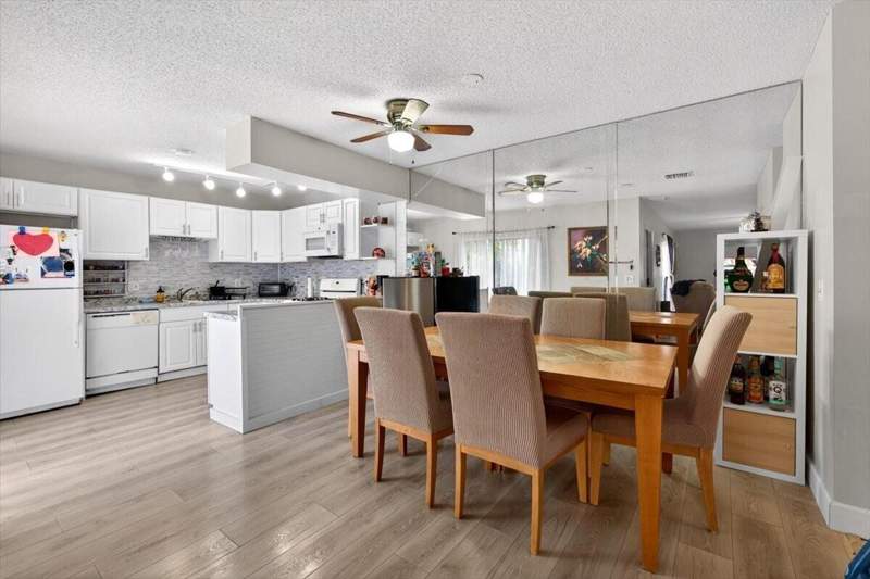 2 bedroom Townhouse at 6351 Seven Springs Boulevard #B, Seven Springs 1, Greenacres — photo 5