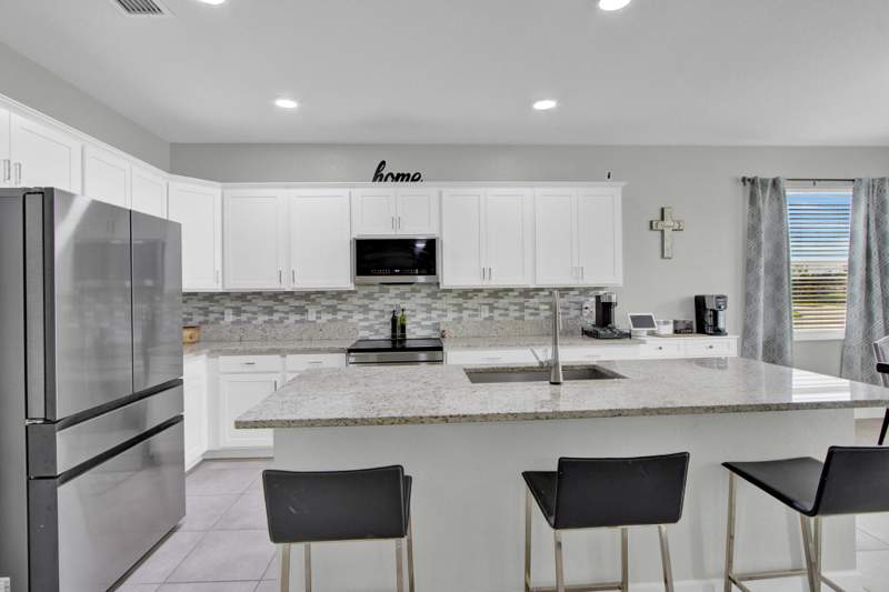 4 bedroom Single Family Residence at 7456 NW Greenspring Street, Copper Creek Plat No 2, Port St. Lucie — photo 5