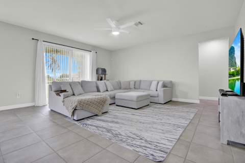 7456 NW Greenspring Street, Port St. Lucie FL - photo 9 of 33