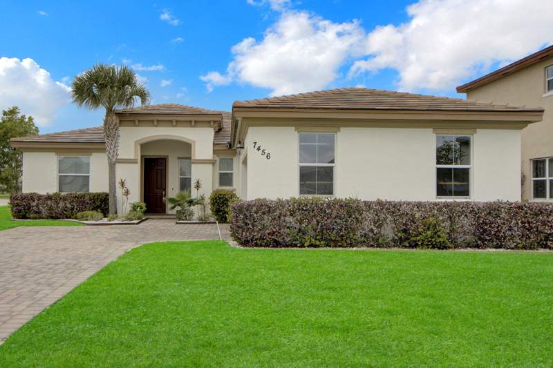 4 bedroom Single Family Residence at 7456 NW Greenspring Street, Copper Creek Plat No 2, Port St. Lucie — photo 2