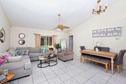 1634 SW Duclair Avenue, Port St. Lucie FL - photo 7 of 40