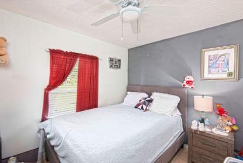 1634 SW Duclair Avenue, Port St. Lucie FL - photo 24 of 40
