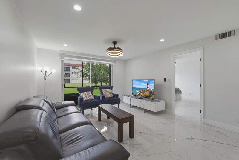 2 bedroom Condominium at 9523 N Hollybrook Lake Drive #103, Hollybrook Golf And Tennis Club, Pembroke Pines — photo 3