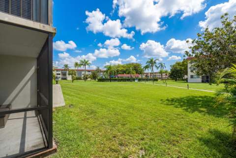 9523 N Hollybrook Lake Drive #103, Pembroke Pines FL - photo 21 of 50