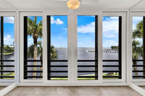 1950 SW Palm City Road #14-305, Stuart FL - photo 6 of 58