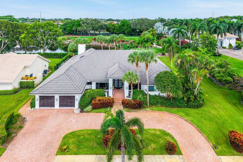 4 bedroom Single Family Residence at 4976 Bocaire Boulevard, Bocaire Golf Club 1, Boca Raton — photo 1