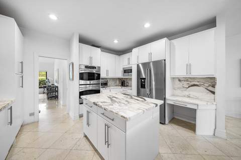 4976 Bocaire Boulevard, Boca Raton FL - photo 14 of 60