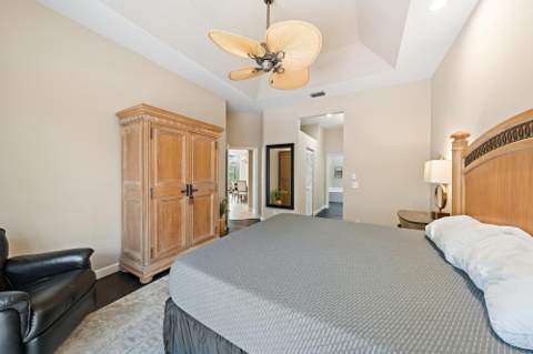 8164 Sandpiper Way, West Palm Beach FL - photo 17 of 51