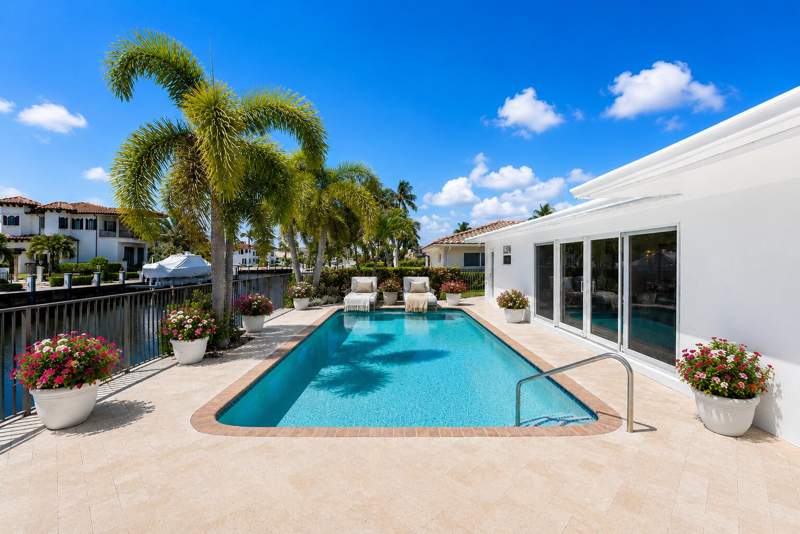 4 bedroom Single Family Residence at 4230 NE 24th Avenue, Venetian Isles 3rd Sec, Lighthouse Point — photo 1