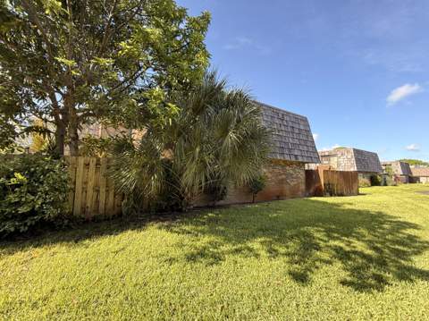 1684 Forest Lakes Circle #A, West Palm Beach FL - photo 7 of 124