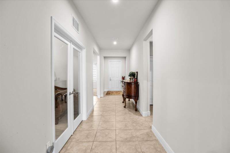3 bedroom Single Family Residence at 10850 SW Cremona Way #10850, Verano South - Pod C - Plat No. 2, Port St. Lucie — photo 3