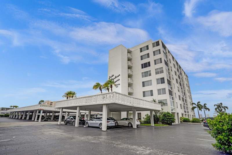 2 bedroom Condominium at 301 Lake Shore Drive #809, Lake Harbour Towers Condo, Lake Park — photo 3
