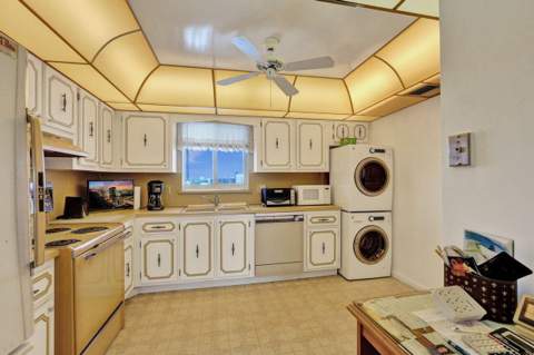 301 Lake Shore Drive #809, Lake Park FL - photo 13 of 37