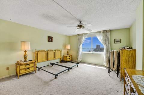 301 Lake Shore Drive #809, Lake Park FL - photo 16 of 37
