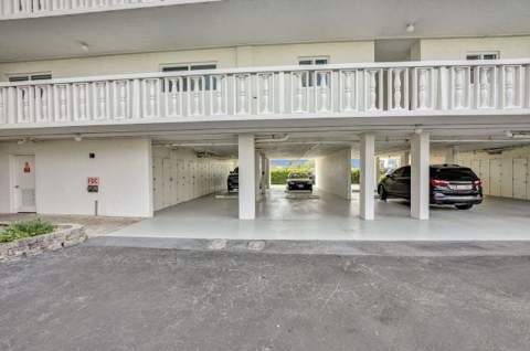 301 Lake Shore Drive #809, Lake Park FL - photo 24 of 37
