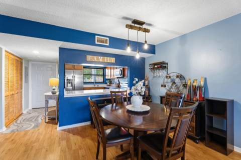 1201 SE Parkview Place #G4, Stuart FL - photo 9 of 36