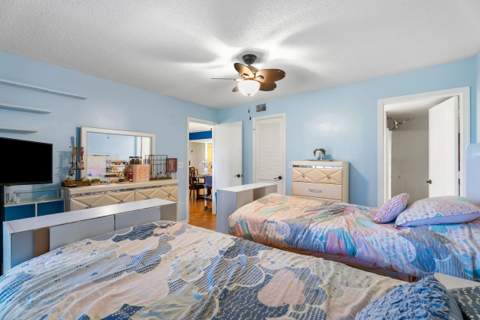 1201 SE Parkview Place #G4, Stuart FL - photo 14 of 36