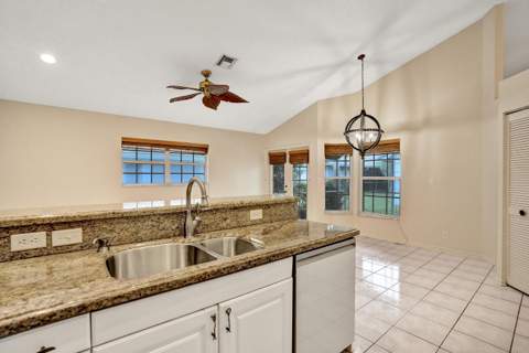 12706 NW 20th Court, Coral Springs FL - photo 7 of 36