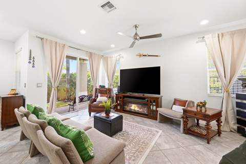 6993 Pines Circle, Coconut Creek FL - photo 10 of 40