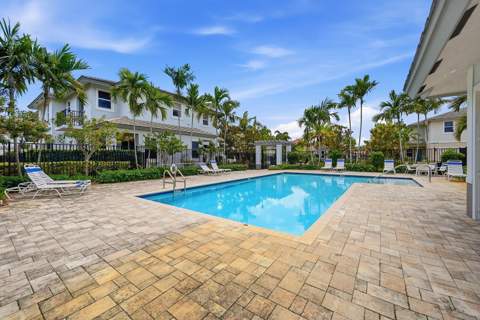 6993 Pines Circle, Coconut Creek FL - photo 16 of 40