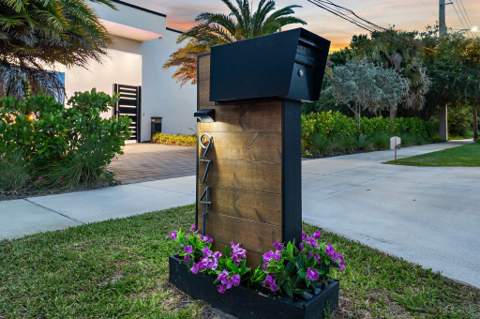 9741 SE Gomez Avenue, Hobe Sound FL - photo 14 of 114