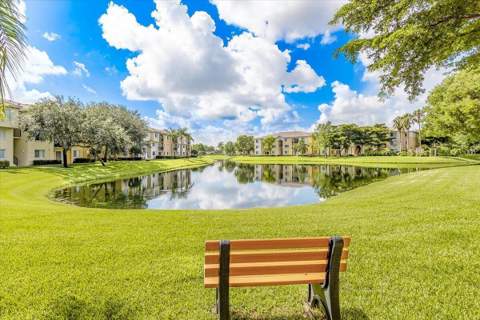 200 N Crestwood Court #211, Royal Palm Beach FL - photo 19 of 24