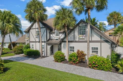 121 Queen Eugenia Court, Hutchinson Island FL - photo 8 of 47