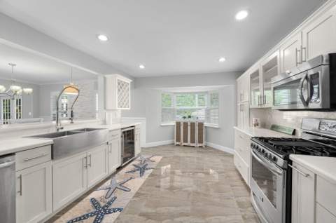 121 Queen Eugenia Court, Hutchinson Island FL - photo 16 of 47