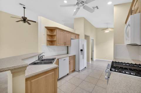 171 NW Lawton Road, Port St. Lucie FL - photo 14 of 67
