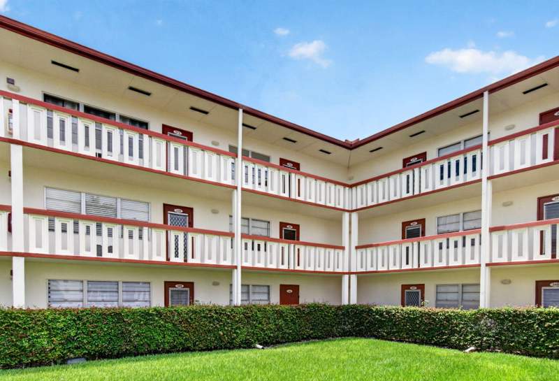 2 bedroom Condominium at 374 Brighton I #374, Brighton At Century Village Condo, Boca Raton — photo 5