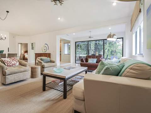 3390 SE Putnam Court, Stuart FL - photo 10 of 60