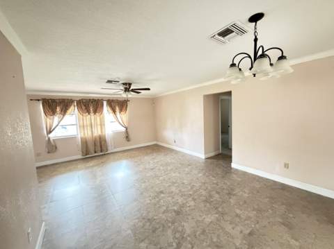 8870 Taft Street, Pembroke Pines FL - photo 7 of 20