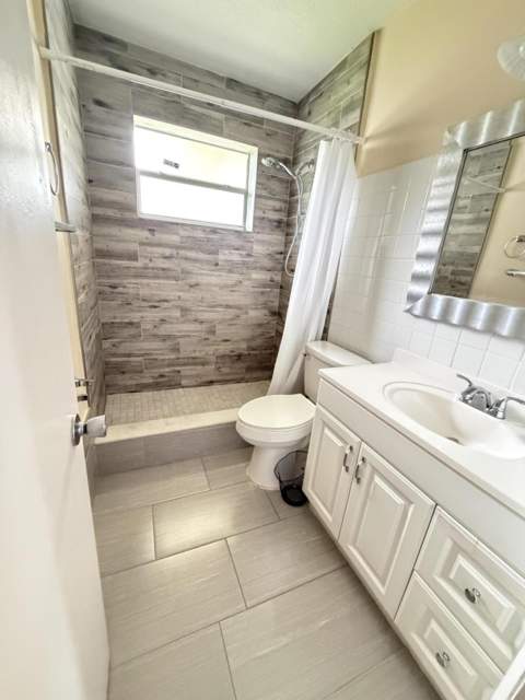 8870 Taft Street, Pembroke Pines FL - photo 9 of 20