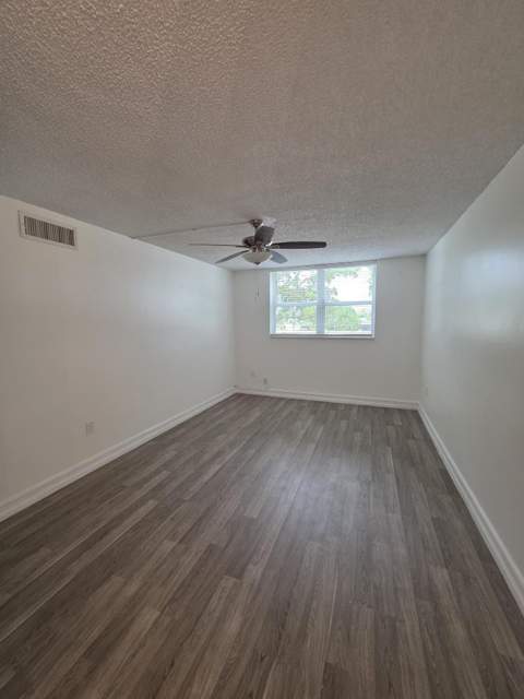 9081 Lime Bay Boulevard #211, Tamarac FL - photo 19 of 31