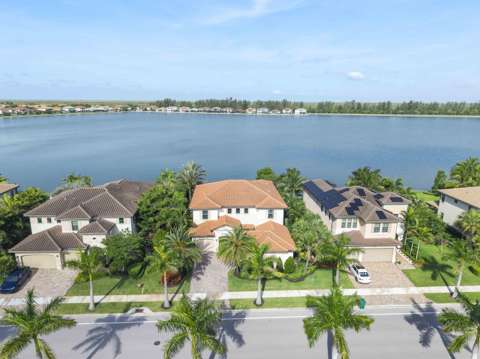 8685 Parkland Bay Drive, luxury home for sale in Parkland