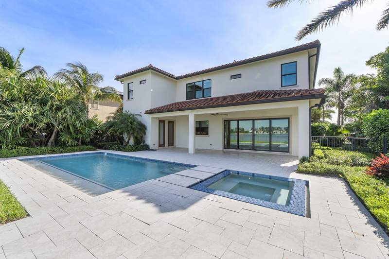 5 bedroom Single Family Residence at 8685 Parkland Bay Drive, Parkland Bay, Parkland — photo 3