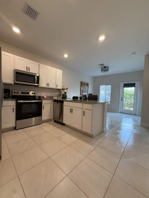 5012 Elderberry Street, Haverhill FL - photo 7 of 23