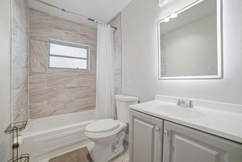 8106 NW 101st Avenue, Tamarac FL - photo 22 of 33