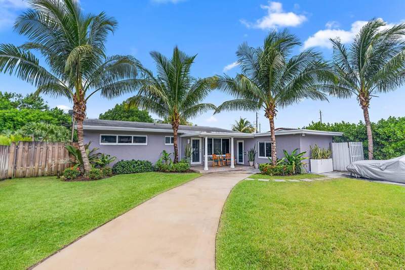 3 bedroom Single Family Residence at 14 NE 26th Court, Sun Set Manors First Add, Wilton Manors — photo 2
