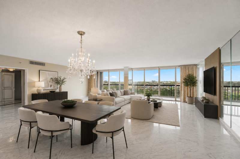 3 bedroom Condominium at 2480 Presidential Way #704, Envoy Cond Decl Filed 12-19-83 In, West Palm Beach — photo 1