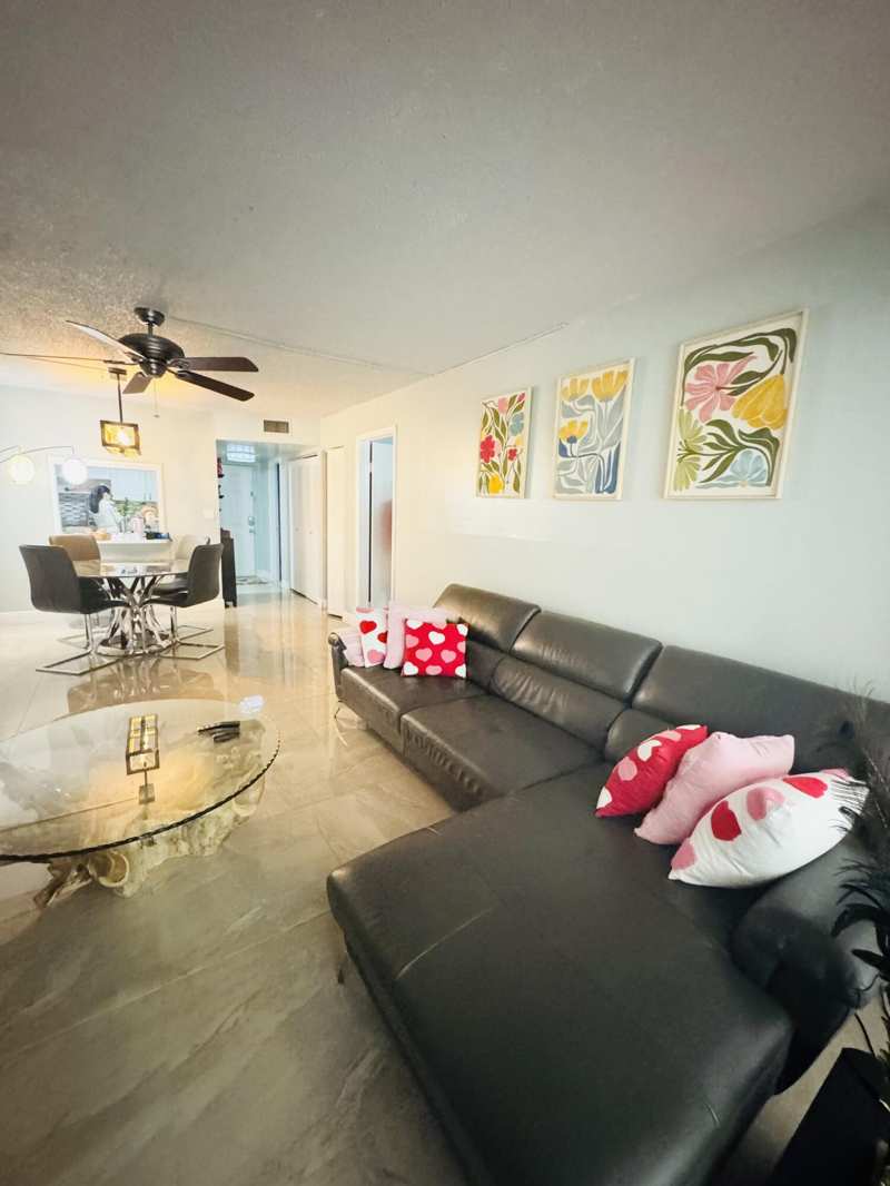 1 bedroom Condominium at 9370 SW 8th Street #117, Isles Of Boca Dunes, Boca Raton — photo 1