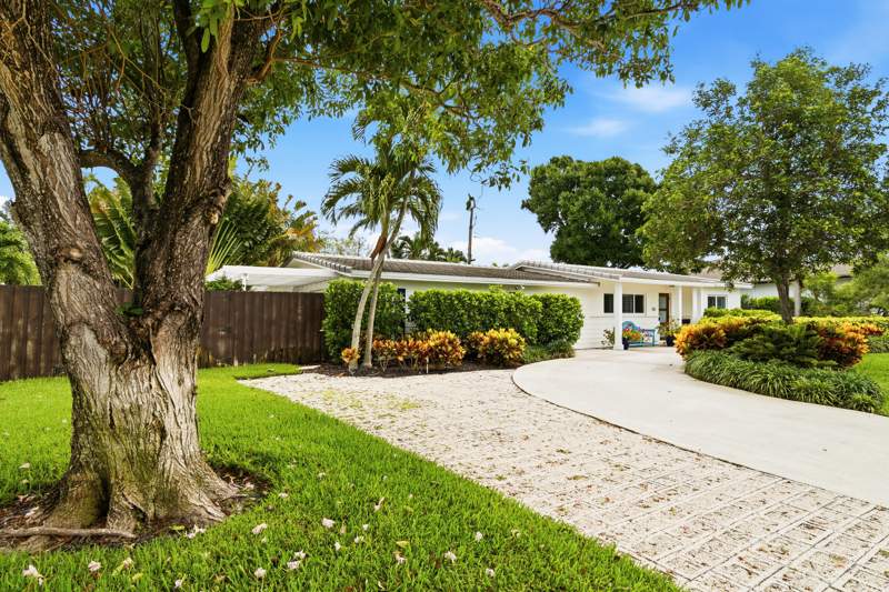 3 bedroom Single Family Residence at 251 Gregory Place, Lewis Shore Estates 1, West Palm Beach — photo 2