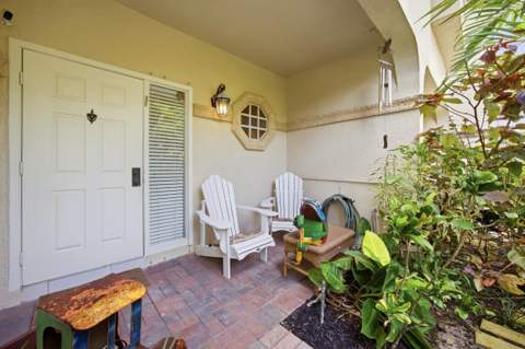 6738 Via Regina, Boca Raton FL - photo 7 of 58